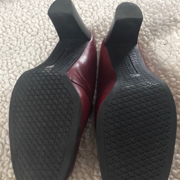 Etienne Aigner shoes - Picture 3 of 3